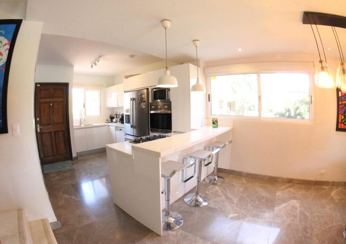 Eagle Beach Luxury House, Walking Distance To The Beach Palm Beach Exterior foto
